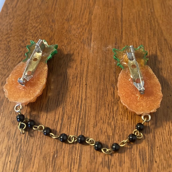 🍍 Collar Clips - Picture 2 of 2